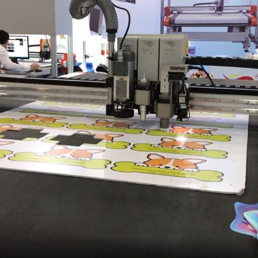 KT board CCD positioning irregular cutting video